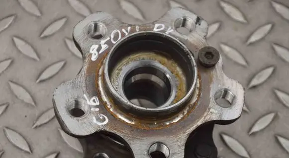 BMW 8 G14 Front wheel ball bearing 