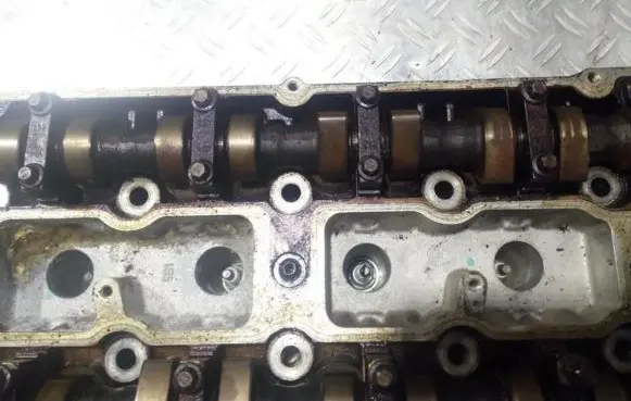 Opel Vectra B Camshaft r90400230