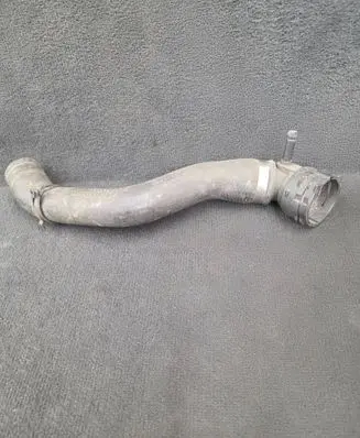 Audi A2 Engine coolant pipe/hose 8Z0121101Q 8Z0121101K