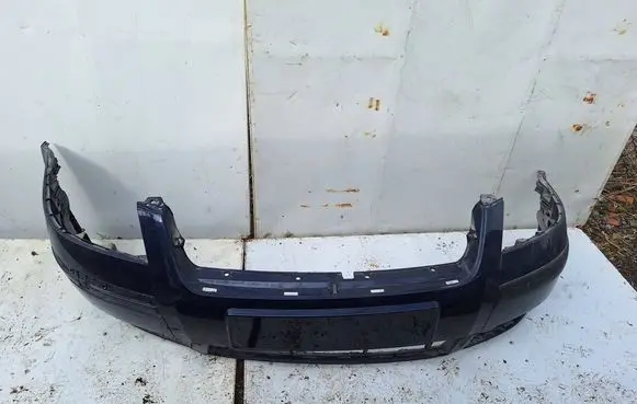 Volkswagen PASSAT B5.5 Front bumper 3B0807221E