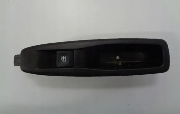 Renault Captur Electric window control switch 829614619R
