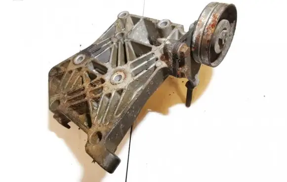 Nissan Almera N16 Engine mounting bracket 11910BM700