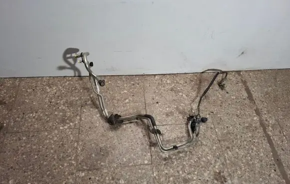 Volvo XC60 Air conditioning (A/C) pipe/hose 31267981
