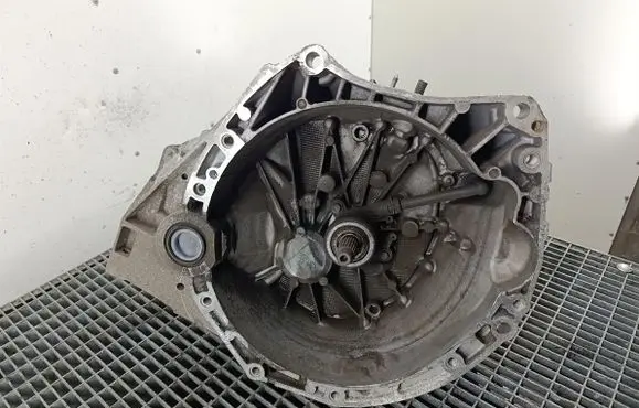 Nissan Tiida C11 Manual 5 speed gearbox TL4A110