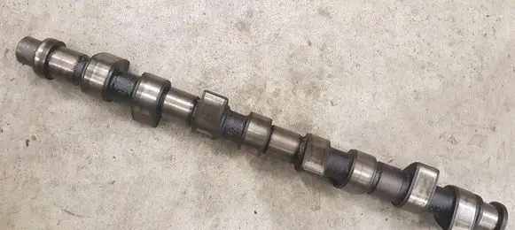Volkswagen Golf I Camshaft 026109101G