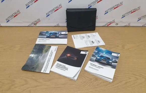 BMW 1 F20 F21 Owners service history hand book 125D