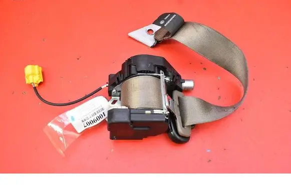 Jaguar XJ X350 Front seatbelt 2W93-F611B69