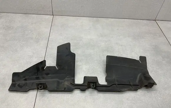 Skoda Rapid (NH) Intercooler air guide/duct channel 5JA121284D