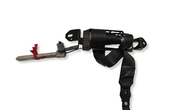 Volvo XC70 Front seatbelt 30734732