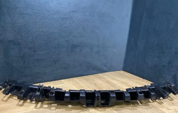 Land Rover Range Rover Sport L494 Front bumper mounting bracket DK6217A793AA