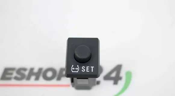Toyota Aygo AB40 Other switches/knobs/shifts 15D084
