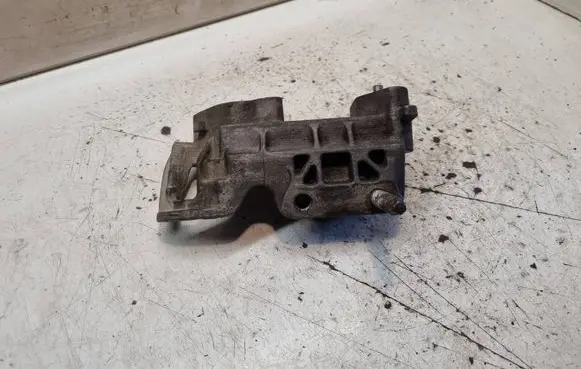 Ford Focus C-MAX Engine mounting bracket 326C29