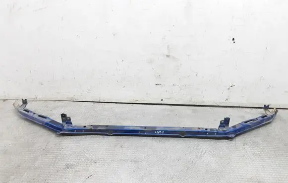 Toyota RAV 4 (XA10) Front bumper mounting bracket