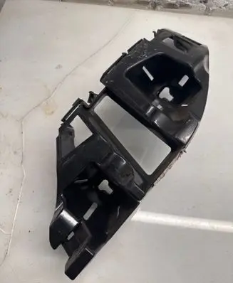 Mercedes-Benz S C217 Rear bumper mounting bracket A2178850165 17225