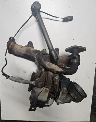 Volkswagen PASSAT B6 Turbo 03G253010 7550041