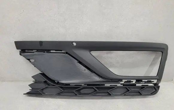 Volkswagen Golf VII Front fog light trim/grill 5G0853665K