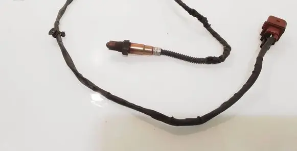 Volkswagen PASSAT B5 Lambda probe sensor 03G906262