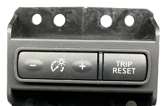 Nissan Qashqai Interior lighting switch 
