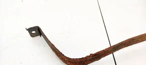 Honda CR-V Fuel tank mounting bracket 