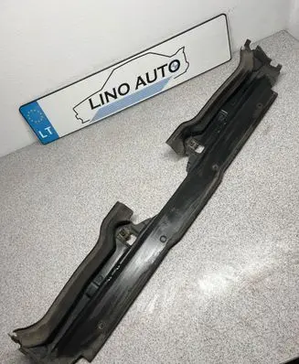 Radiator trim