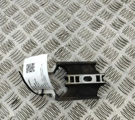 Volvo XC60 Engine mount bracket 31339956