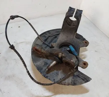 BMW X3 E83 Front wheel hub 3412024