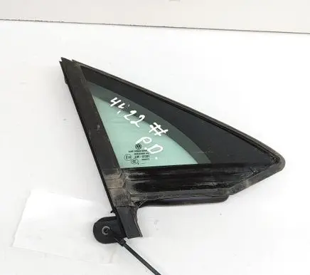 Volkswagen PASSAT B8 Front door vent window glass four-door 3G0845114G