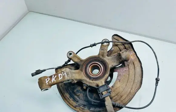 Mercedes-Benz B W246 W242 Front wheel hub