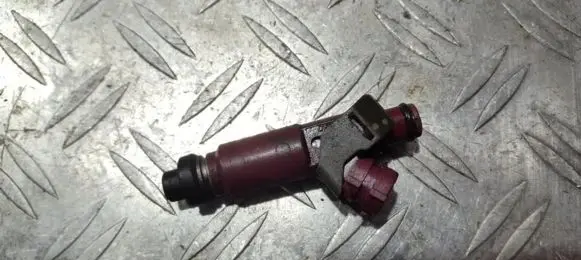 Mazda 3 I Fuel injector 1955003310 195500-3310