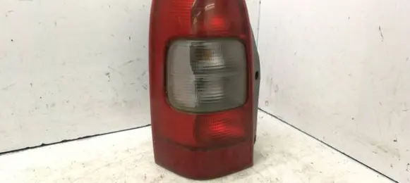 Opel Sintra Rear/tail lights 10406611 10406613
