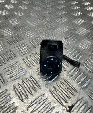 KIA Sorento Wing mirror switch 202008898