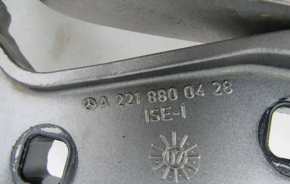 Mercedes-Benz S W221 Engine bonnet/hood hinges A2218800428