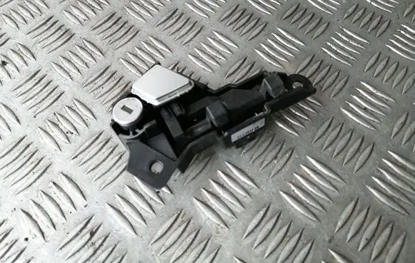 BMW 5 F10 F11 Glove box lock 03F1010017 1600086