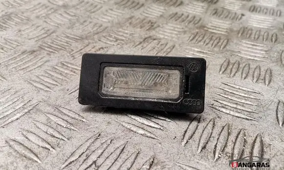 Volkswagen PASSAT B6 Number plate light 8T0943021