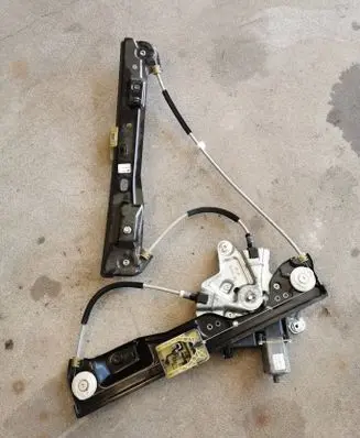 Opel Insignia A Front door window regulator with motor 966432200 1506