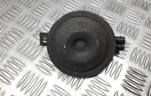 Volkswagen Golf III Horn signal e6008431