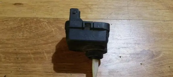 Audi A4 S4 B5 8D Headlight level adjustment motor 0307852315