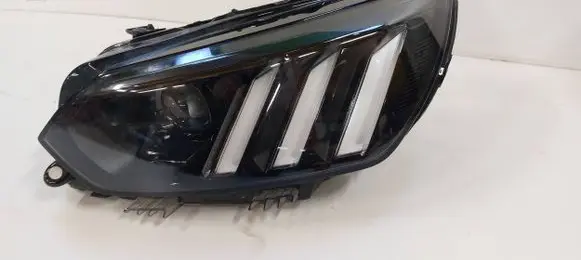 Peugeot 2008 II Front fog light 01HCRPL125 9841642080 L615789