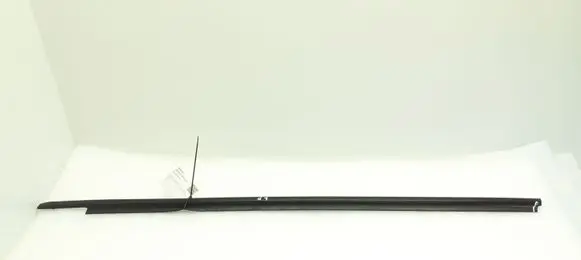 Toyota Aygo AB40 Front door glass trim molding