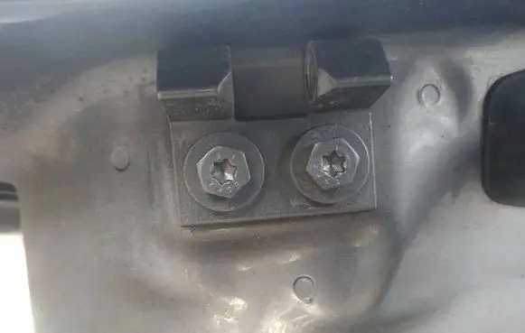 BMW X1 E84 Rear door lower hinge
