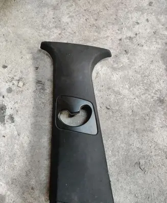 BMW X5 E70 (B) pillar trim (top) 51437129751 7129751