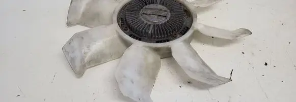 Mitsubishi Pajero Viscous fan clutch 