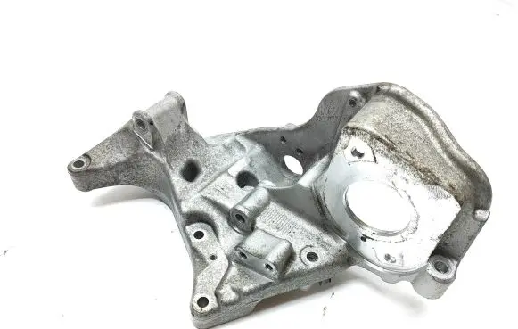 Volvo S90, V90 Fuel pump bracket 31480996