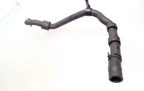Volkswagen Golf VII Engine coolant pipe/hose 110415T0