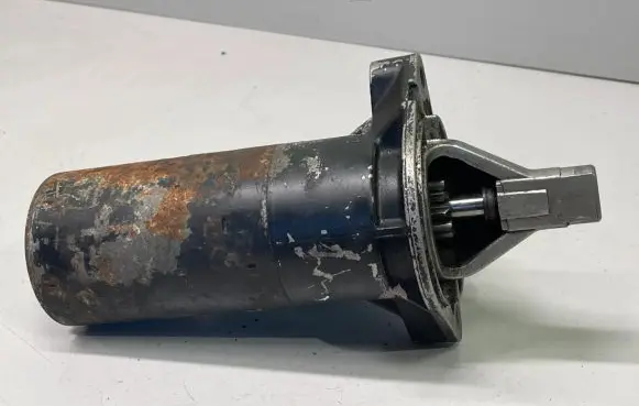 Chrysler Grand Voyager IV Starter motor 4686109