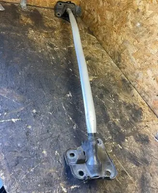 Nissan 350Z Front strut bar 