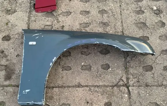 Chrysler 300 - 300C Fender