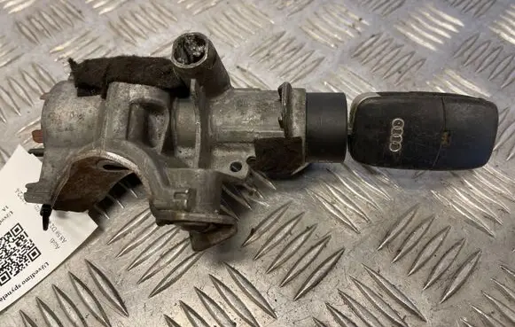 Audi A8 S8 D2 4D Ignition lock 4B0905851