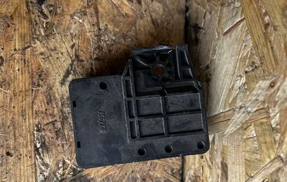 Subaru Forester SG Window wiper relay 