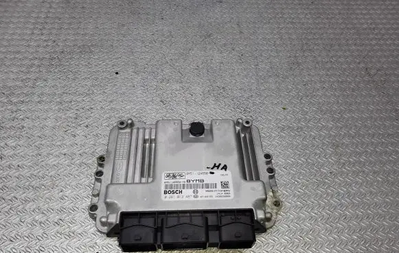 Ford Focus Engine control unit/module 8M5112A650MB 0281012487
